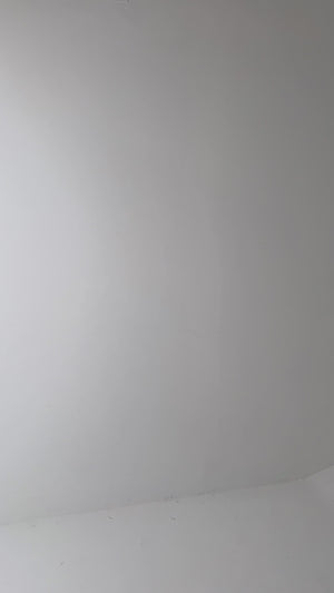 Vestido corto con escote pronunciado Anesu