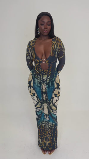 Vestido largo Nakai con aberturas en forma de anillo